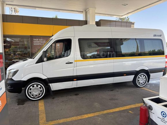 Orjinal alman okul taşıtı fuul