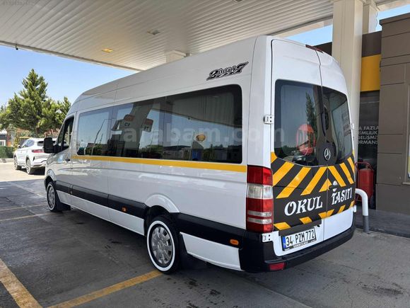 Orjinal alman okul taşıtı fuul