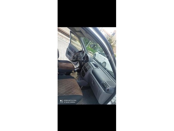 Sahibinden Renault Clio 1.4 RN 2000 Model  330.000 km Beyaz