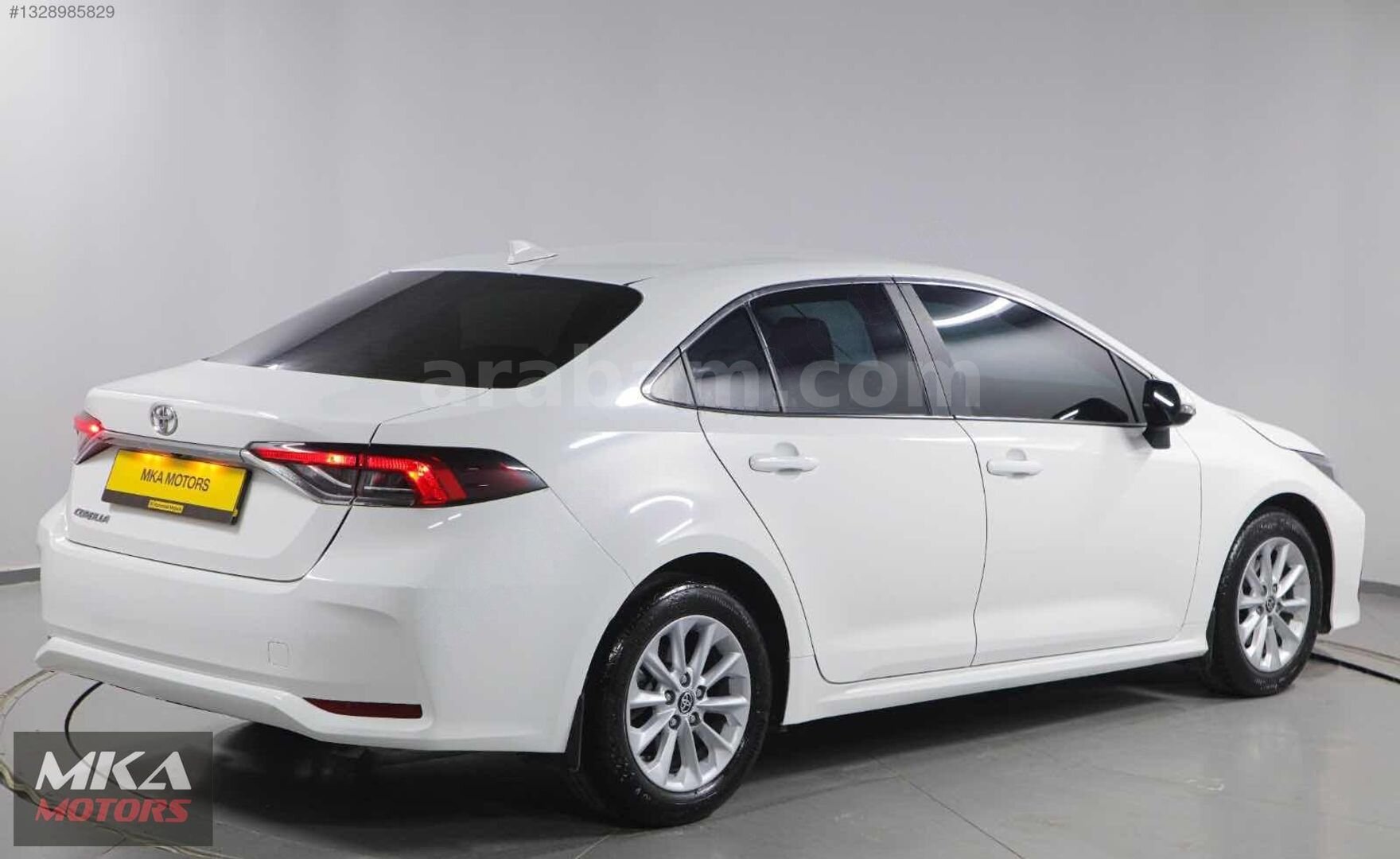 Galeriden Toyota Corolla 1.5 Dream 2022 Model Osmaniye 65.000 km Beyaz 4