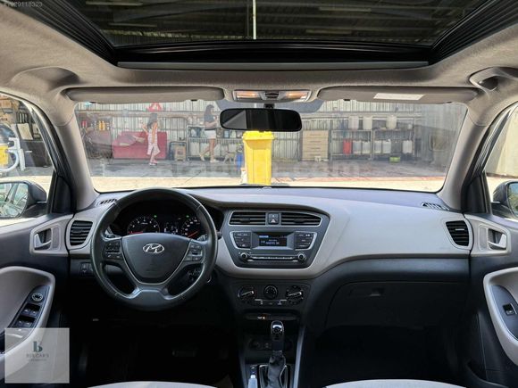BŞR CAR'S//İ20/CAM TAVAN//DÜŞÜK KM//SERVİS BAK//