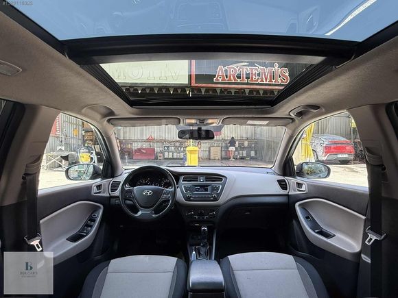 BŞR CAR'S//İ20/CAM TAVAN//DÜŞÜK KM//SERVİS BAK//