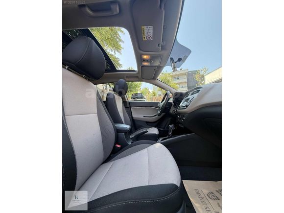 BŞR CAR'S//İ20/CAM TAVAN//DÜŞÜK KM//SERVİS BAK//