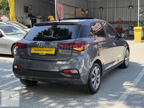 BŞR CAR'S//İ20/CAM TAVAN//DÜŞÜK KM//SERVİS BAK//