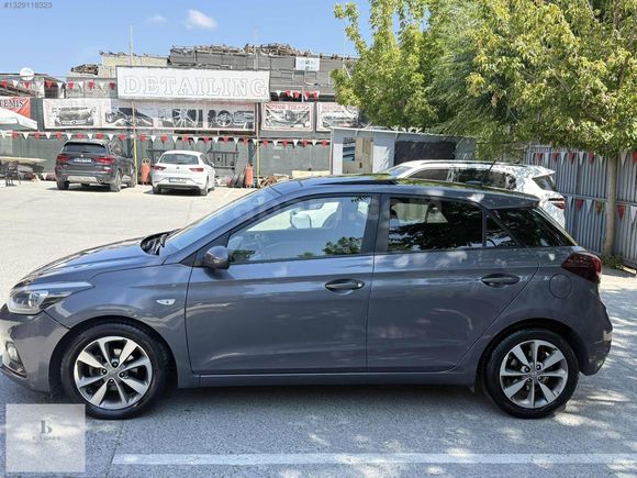 BŞR CAR'S//İ20/CAM TAVAN//DÜŞÜK KM//SERVİS BAK//