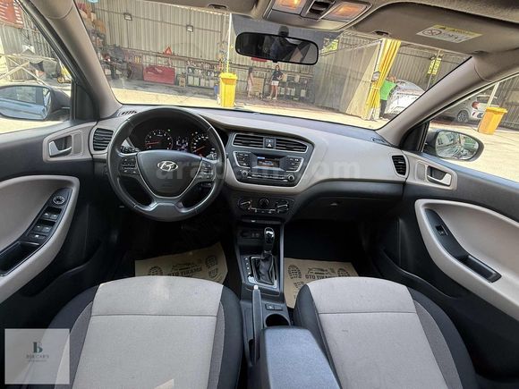 BŞR CAR'S//İ20/CAM TAVAN//DÜŞÜK KM//SERVİS BAK//
