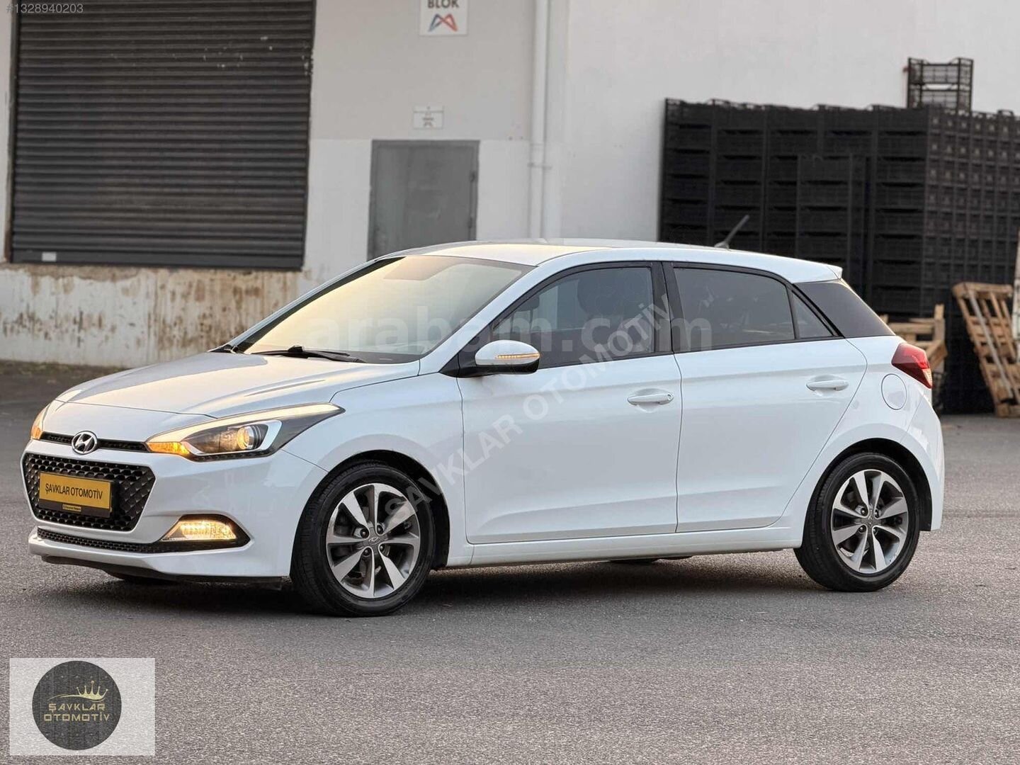 Galeriden Hyundai i20 1.4 MPI Style 2017 Model Mersin 143.000 km Beyaz 5