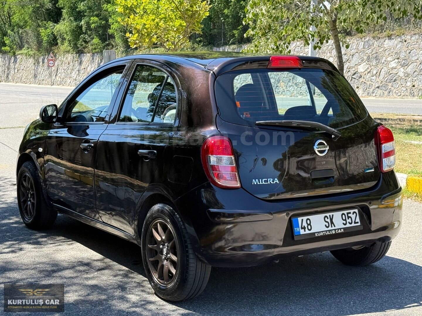 Galeriden Nissan Micra 1.2 Passion 2012 Model İstanbul 140.000 km Mor 7