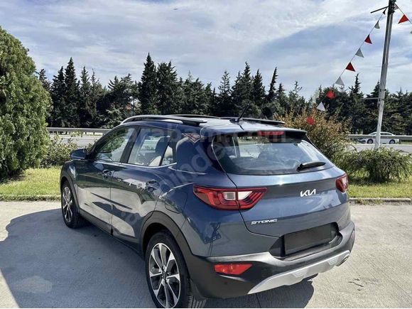 Sahibinden Kia Stonic 1.4 MPI Elegance 2021