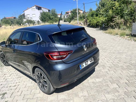 Sahibinden Renault Clio 1.0 TCe Joy 2021 Model Uşak
