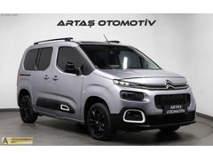 BOYASIZ 2023 CİTROEN BERLİNGO 1.5 OTOMATİK FEEL BOLD 142.000 KM