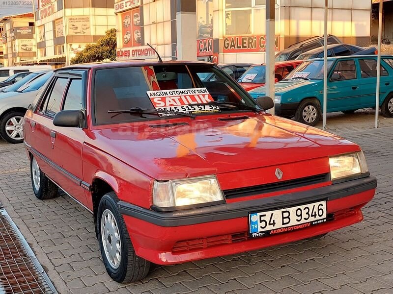 Galeriden Renault R 11 Rainbow 1994 Model Bursa 250.000 km Kırmızı