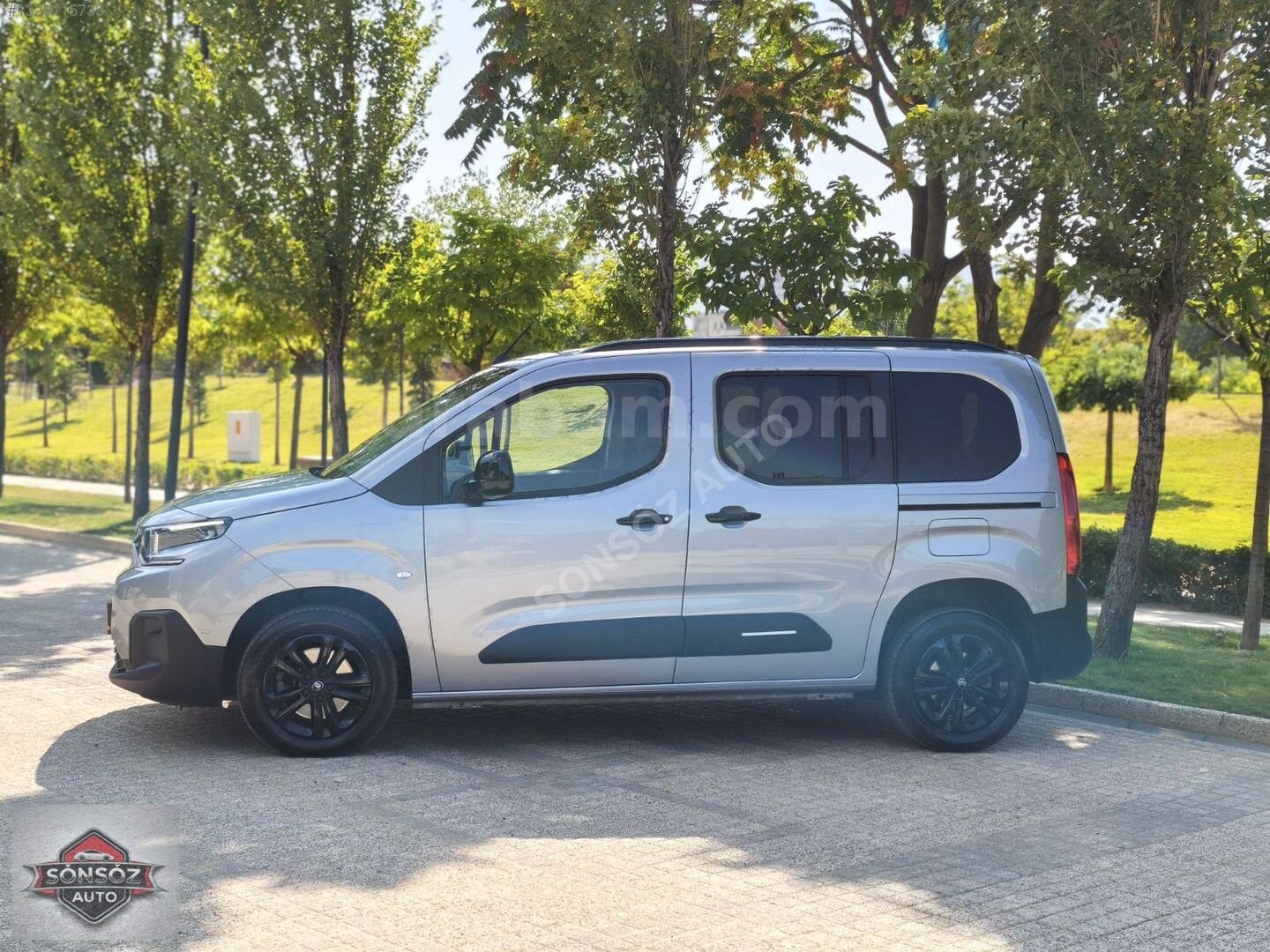 Galeriden Citroen Berlingo 1.5 BlueHDI Max 2025 Model Bursa 17.000 km Gri 4