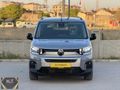 2025 MODEL 4 BİN KM'de HATASIZ BOYASIZ / /CAM TAVAN / / MAX /