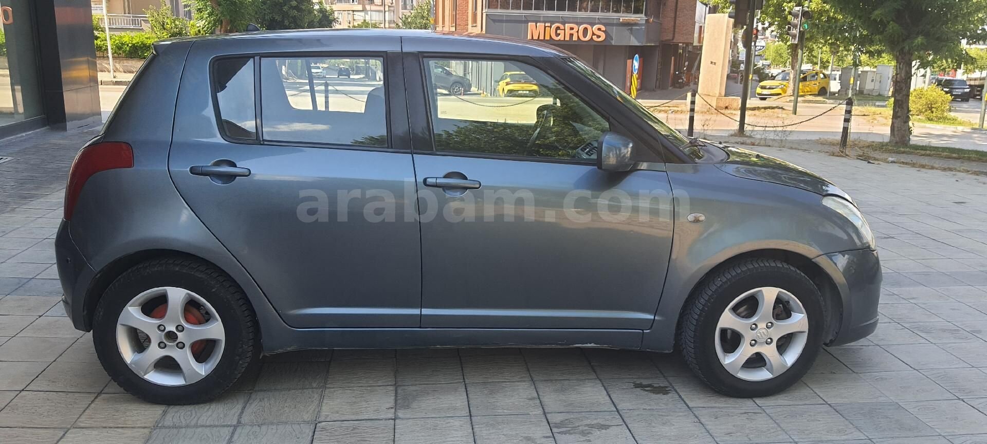 Sahibinden Suzuki Swift 1.3 MT 4X4 2006 Model Bursa 295.000 km Füme 4