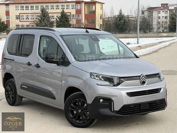 ÖZGER AUTO'DAN CİTRÖEN BERLINGO OTOMATİK