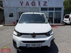 HATASIZ 2025 BERLİNGO 1.5 BLUEHDİ 130 HP PLUS 6.000KM *OTOMATİK