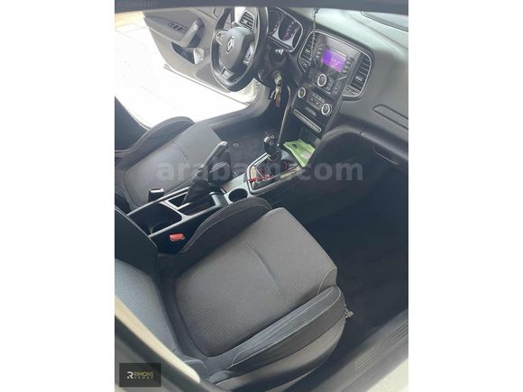 RİMONS GROUP'TAN MEGANE HATCHBACK LPG TÜM KARTLARA TAKSİT İMKANI