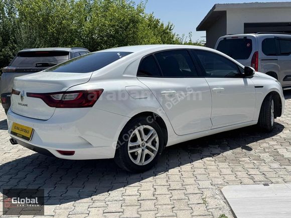 Global Car Deals'tan Temiz LPGli Megane 4
