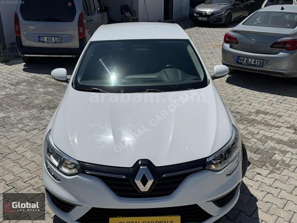 Global Car Deals'tan Temiz LPGli Megane 4