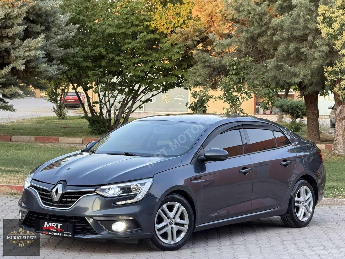 Galeriden Renault Megane 1.6 Joy 2018 Model Malatya 152.000 km Gri 2