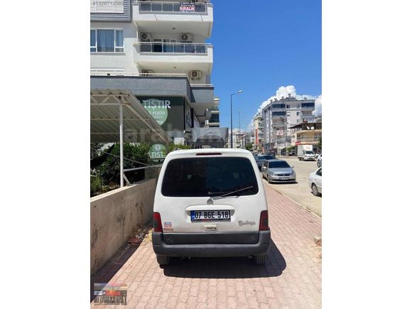 ES-CAR'DAN UYGUN RAKAM BERLİNGO ÇİFT SÜRGÜ KLİMALI