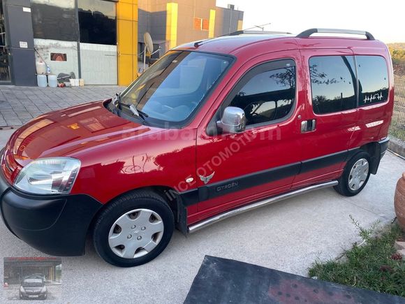HATASIZ BOYASIZ CİTROEN BERLİNGO ÇİFT SÜRGÜ 176.000 KM