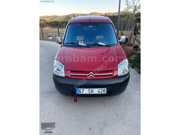 HATASIZ BOYASIZ CİTROEN BERLİNGO ÇİFT SÜRGÜ 176.000 KM