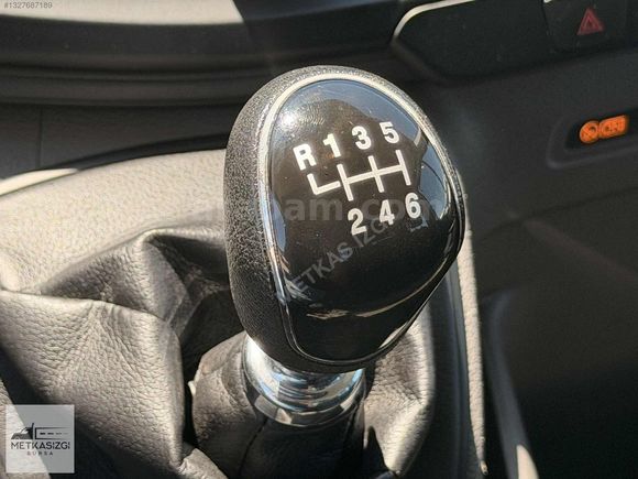 İZGİ'DEN 2022 MODEL 101 BİN KM'DE FORD TRANSİT 350M ÇİFTKABİN