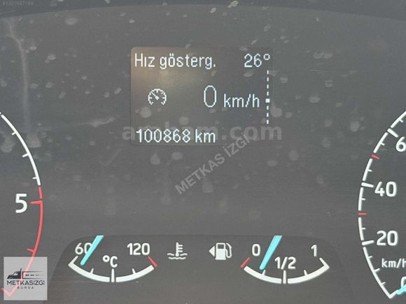 İZGİ'DEN 2022 MODEL 101 BİN KM'DE FORD TRANSİT 350M ÇİFTKABİN