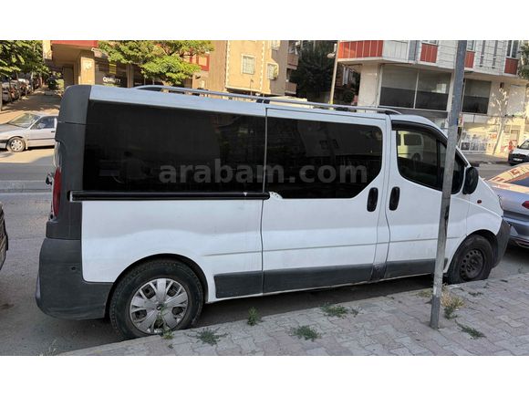 Galeriden Opel Vivaro 1.9 DTI Combi 2004 Model  klimalı masrafsız 