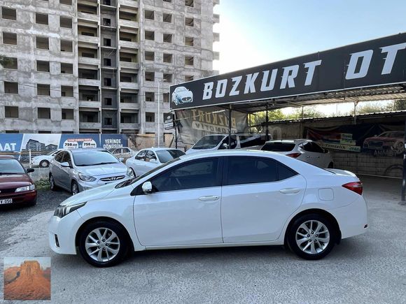170 BİNDE TOYOTA COROLLA 1.6 TOCH