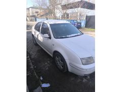Sahibinden Volkswagen Bora 1.6 Pacific 2005 Model  185.000 km Beyaz