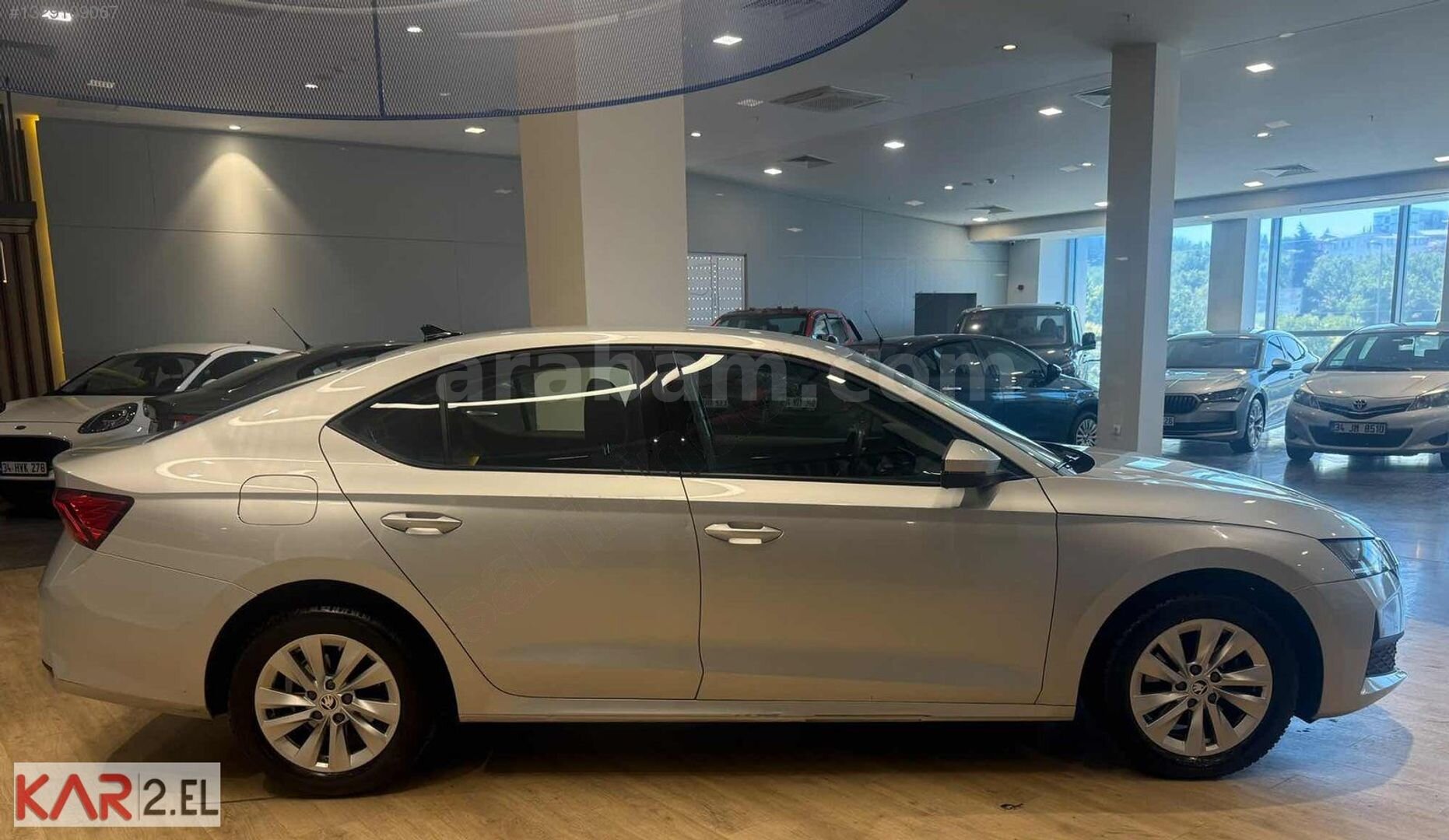 Galeriden Skoda Octavia 1.5 Mhev Elite 2024 Model İstanbul 49.670 km Gri 4