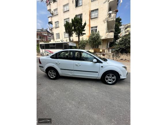 ERDAL HOCA OTO GALERİDEN 2007 MODEL FOCUS 1.6 TDCİ TREND
