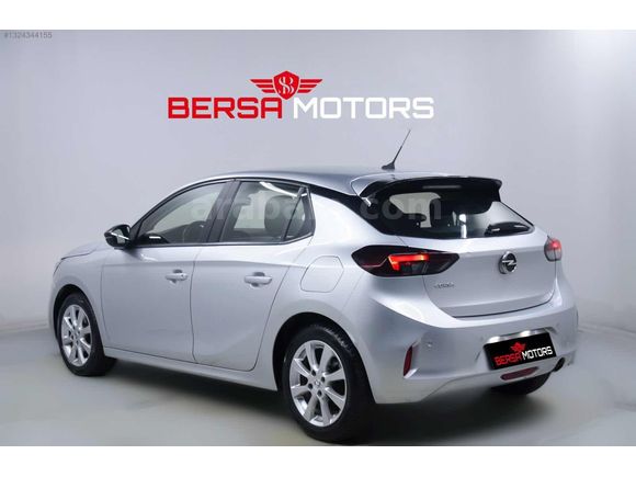0,79 KREDİ 2023 MODEL OPEL CORSA OTOMATİK