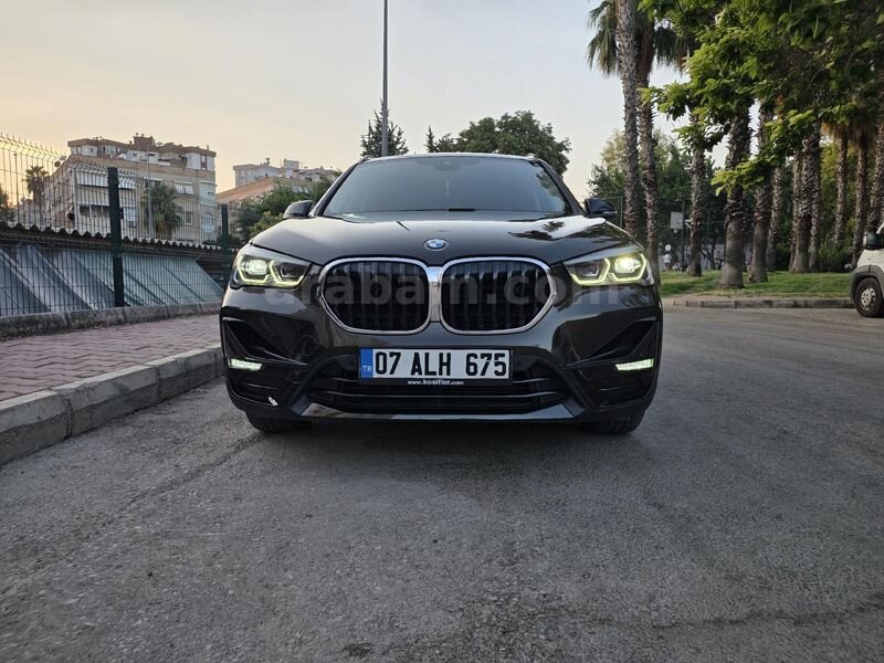 Sahibinden BMW X1 16d sDrive X Line 2020 Model 50.500km Hatasız Tramersiz
