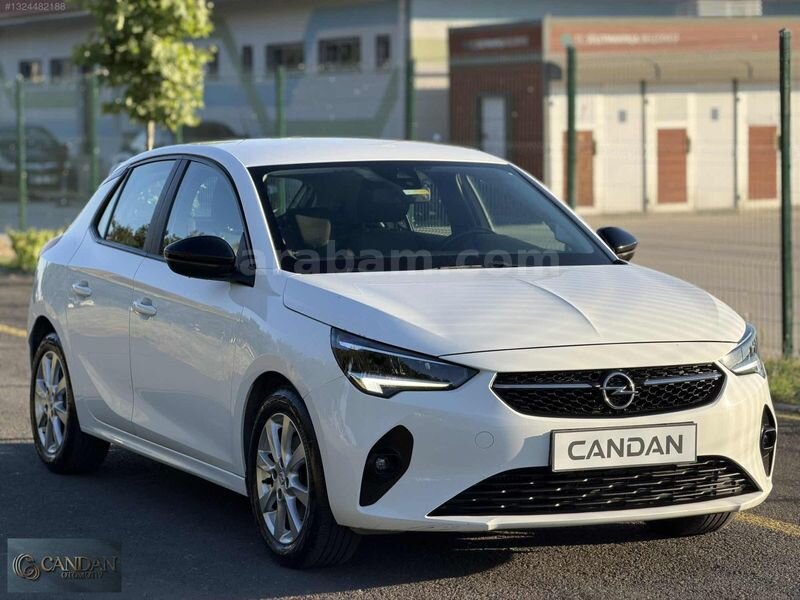 Galeriden Opel Corsa 1.2 T Edition 2022 Model Tekirdağ 94.000 km Beyaz