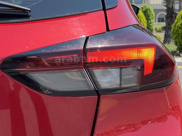 HATASIZ 19.500 KM DE OPEL CORSA YETKİLİ SERVİS BAKIMLI