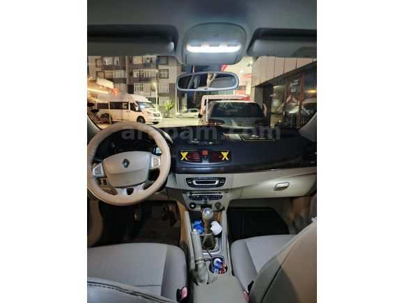 Sahibinden Renault Megane 1.5 dCi Privilege 2011 Model