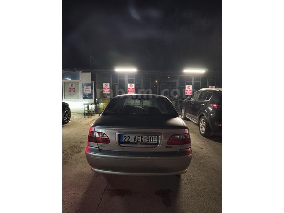 Fiat Albea 1.2 EL 16V 144 binde