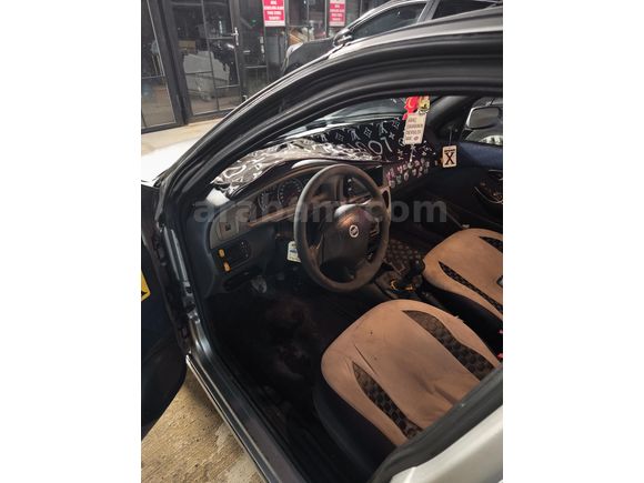 Fiat Albea 1.2 EL 16V 144 binde