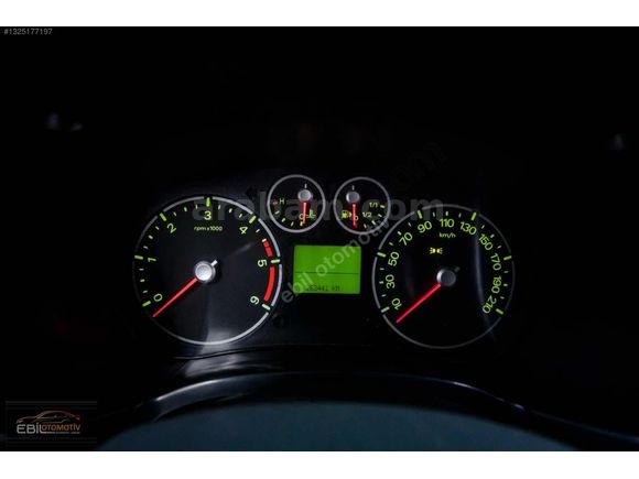 EBİL'DEN SATILIK 2013 MOD FORD CONNECT 90'LIK DEĞİŞENSİZ DİZEL