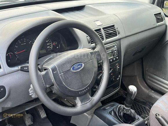 ÖZTÜRKAUTO'dan DEĞİŞENSİZ ÇİFT SÜRGÜ DÜŞÜK KM CONNECT