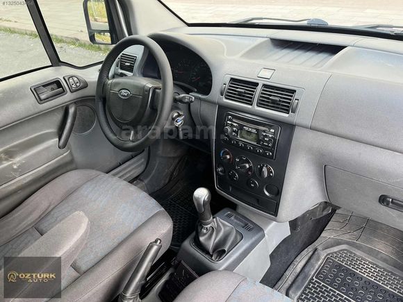 ÖZTÜRKAUTO'dan DEĞİŞENSİZ ÇİFT SÜRGÜ DÜŞÜK KM CONNECT