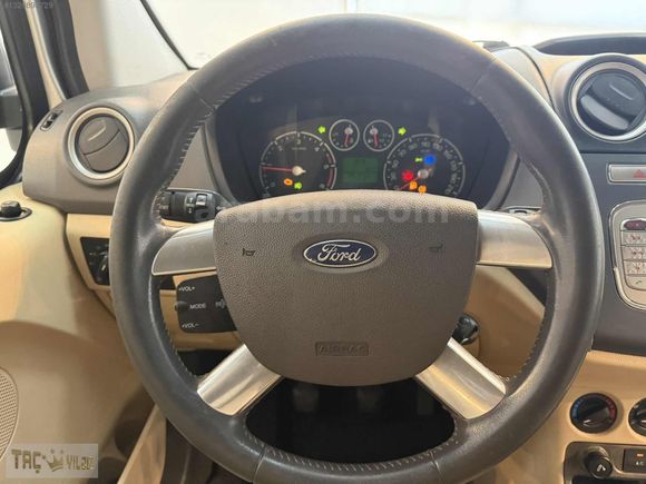 FORD CONNECT 1.8 TDCİ GLX 110HP 128.000 KM
