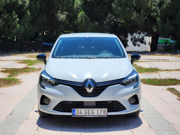 Sahibinden Renault Clio 1.0 TCe Touch 2022 Model