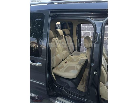 2011 FORD CONNECT 110 ps GLX