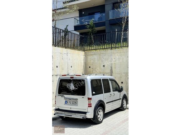 110'luk DEĞİŞENSİZ İLK ELDEN 194,OOO KM'de CONNECT