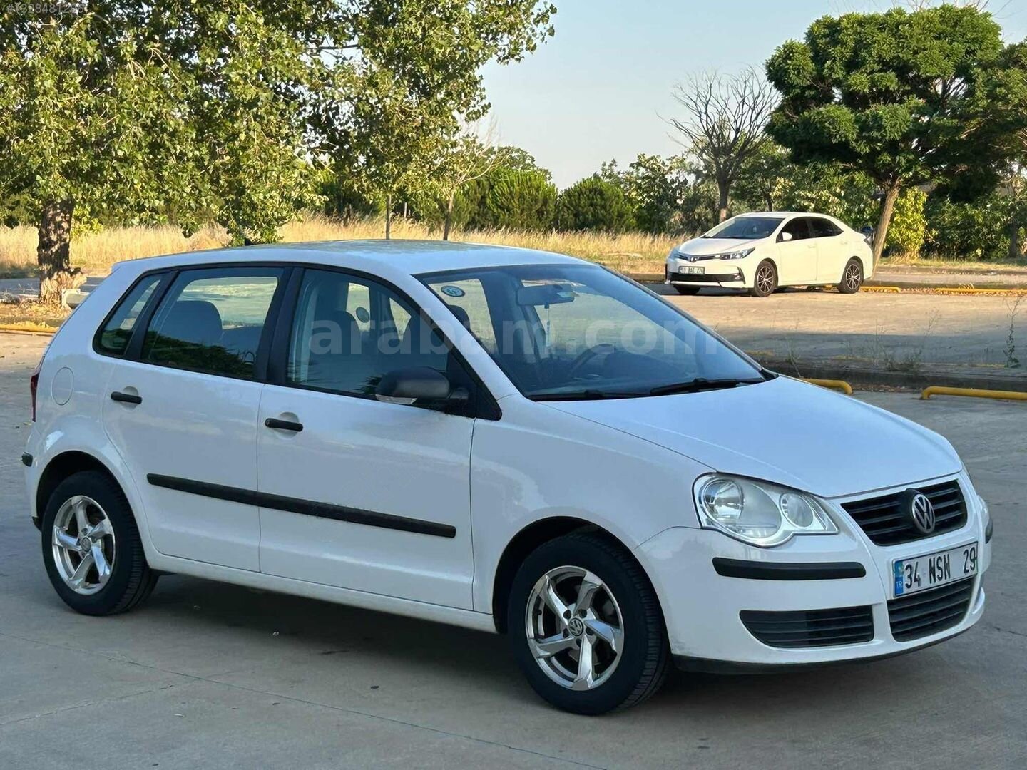 Galeriden Volkswagen Polo 1.4 Trendline 2005 Model Tekirdağ 76.000 km Beyaz 1